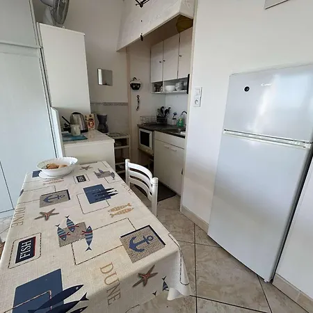 Studio Face Mer Avec Balcon, Parking Prive Et Menage Inclus - 2 Pers, St-jean-de-monts - Fr-1-224c-283 * Saint-Jean-de-Monts
