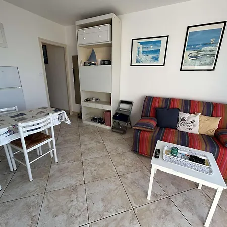 Studio Face Mer Avec Balcon, Parking Prive Et Menage Inclus - 2 Pers, St-jean-de-monts - Fr-1-224c-283 * Saint-Jean-de-Monts