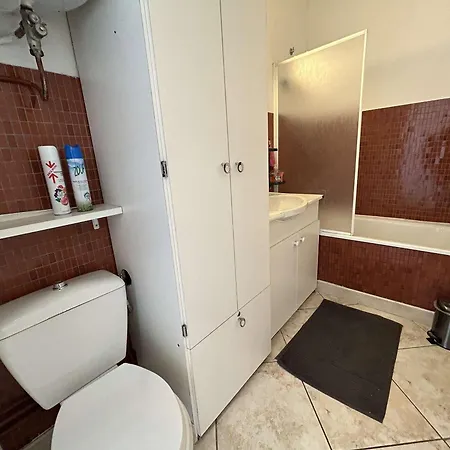 Studio Face Mer Avec Balcon, Parking Prive Et Menage Inclus - 2 Pers, St-jean-de-monts - Fr-1-224c-283